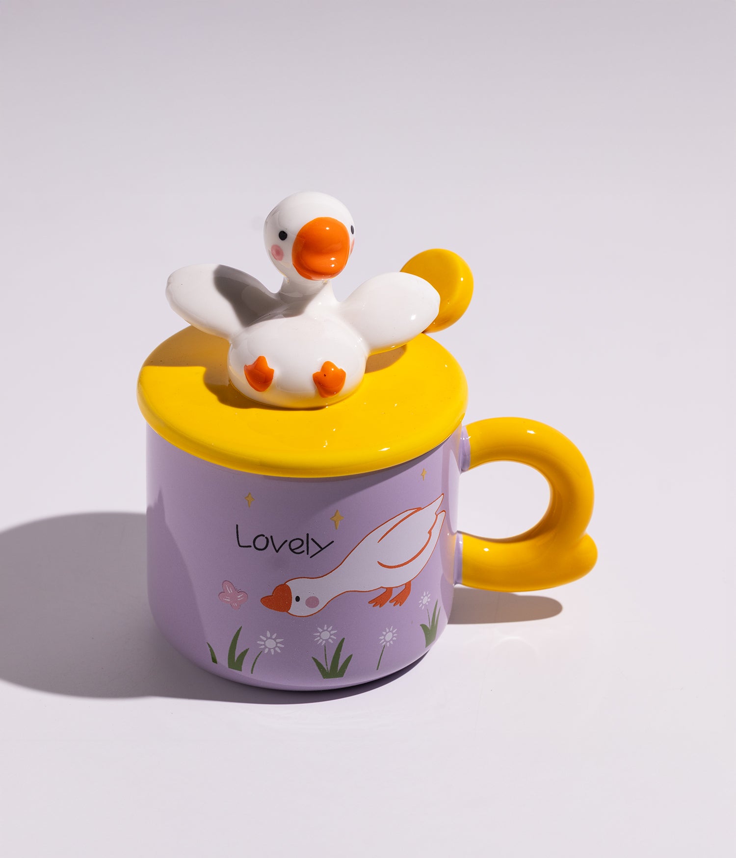 كوب سيراميك بتصميم مجسم بطوط على الغطاء مع ملعقة