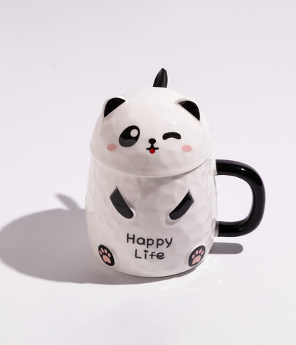 كوب قهوة من السيراميك مزين بتصميم باندا مع تعابير مختلفة، مزود بغطاء يساعد على حفظ الحرارة، ملائم للمشروبات الساخنة