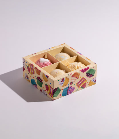 كرات كاب كيك فوّارة للاستحمام والاسترخاء، تتميز بروائح منعشة تضيف إحساسًا بالانتعاش والمتعة أثناء الاستحمام