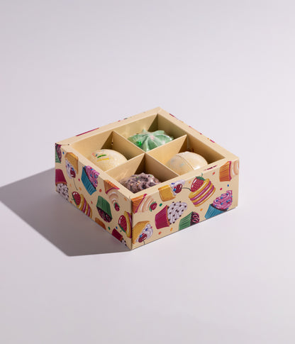 كرات كاب كيك فوّارة مخصصة للاستحمام والاسترخاء، تتميز بروائح منعشة تضيف لمسة متعة وانتعاش أثناء الاستحمام