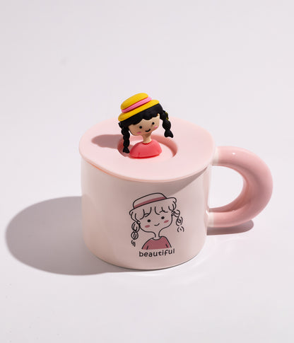 كوب للأطفال من السيراميك مع غطاء يحوي مجسم فتى وفتاة صغيرة مرحة، مزين بعبارة "Beautiful"، ملائم للاستخدام اليومي للأطفال