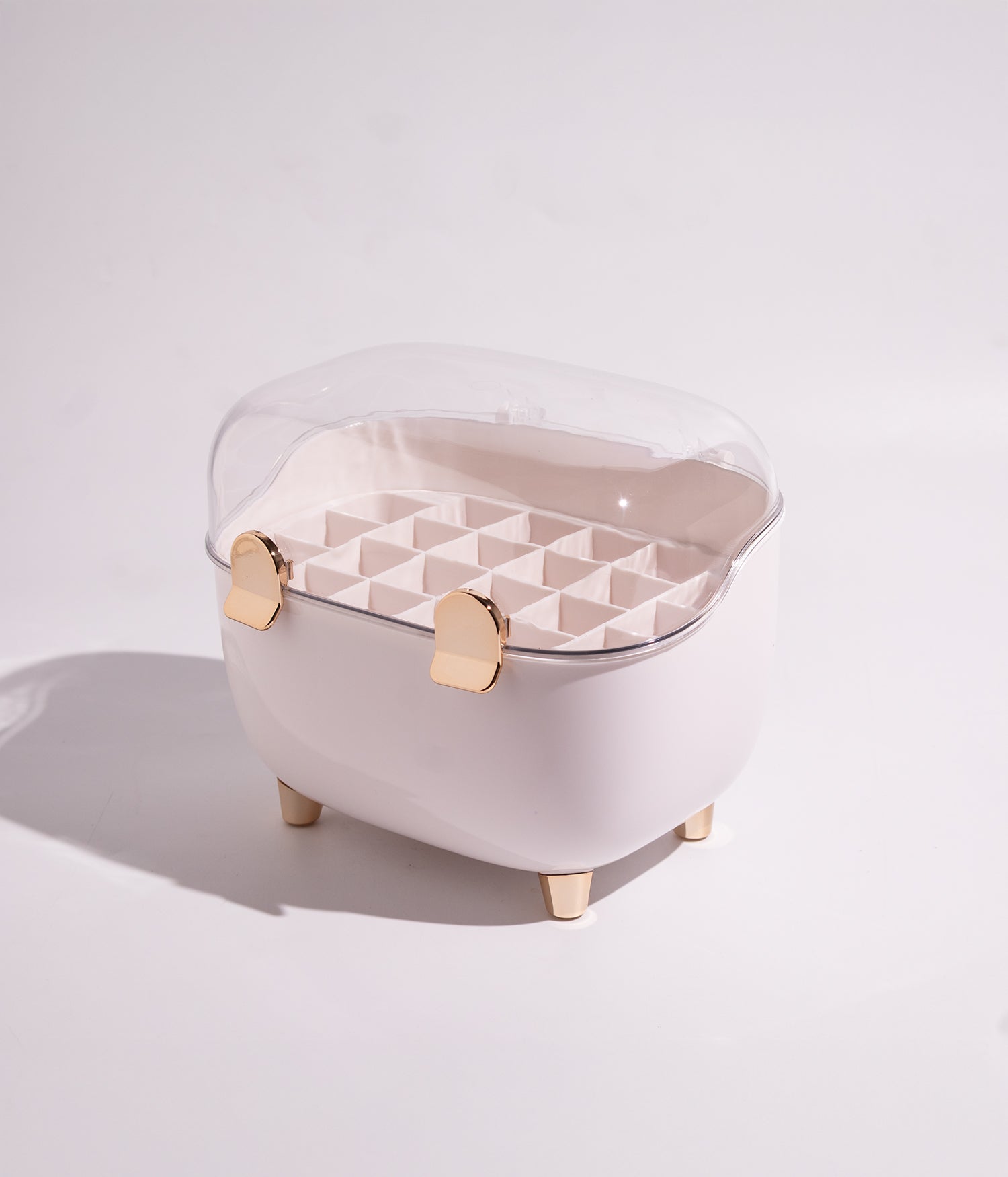 علبة تنظيم مكياج بغطاء شفاف وتقسيمات داخلية مع قفلين