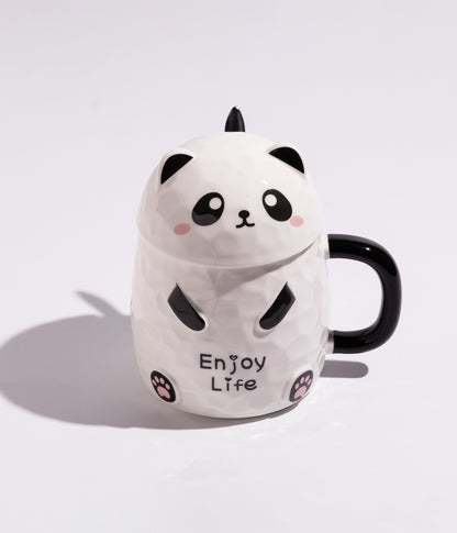 كوب قهوة سيراميكي يحمل تصميم باندا بمشاعر مختلفة، يأتي مع غطاء مخصص لحفظ الحرارة، مناسب للاستخدام في المنزل أو المكتب