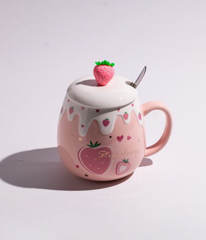 كوب قهوة سيراميك باللون الوردي بغطاء فراولة مجسم مع ملعقة