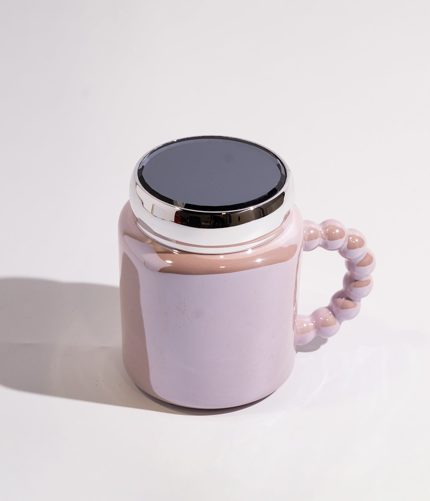 كوب سيراميك سادة بغطاء محكم الإغلاق على شكل مرآة مع مقبض بابلز باللون البني الفاتح