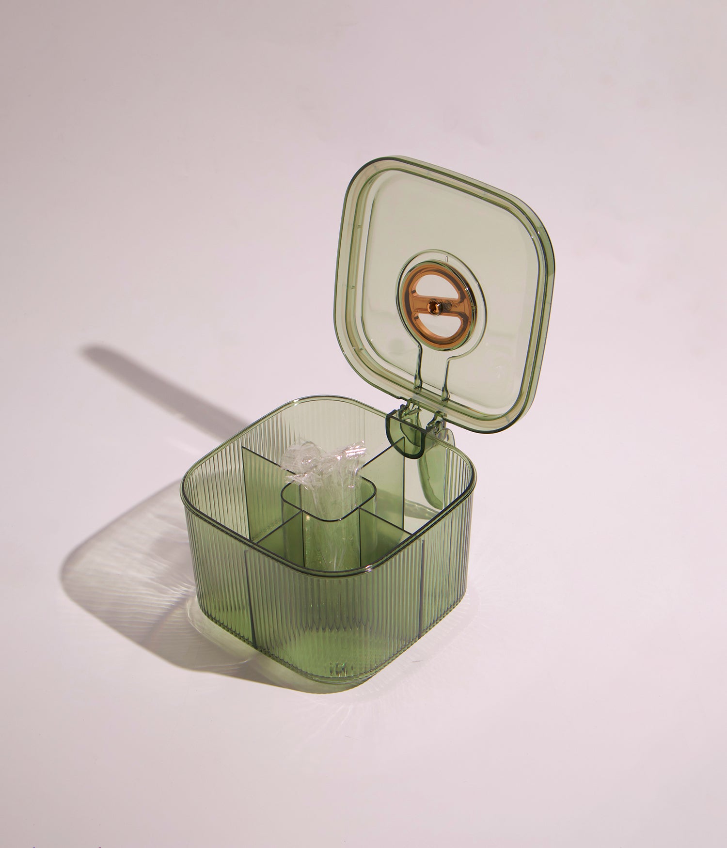 علبة توابل شفافة مقسمة 4 أقسام مع ملاعق بلاستيك – مقاس 17.5×15×10.5 سم